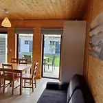Komfortowe I Stylowe Сasa de vacaciones Jantar
