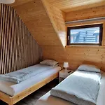 Komfortowe I Stylowe Сasa de vacaciones Jantar